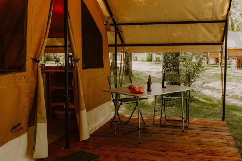 Camping Onlycamp Les Deux Rives Lannion Eksteriør bilde